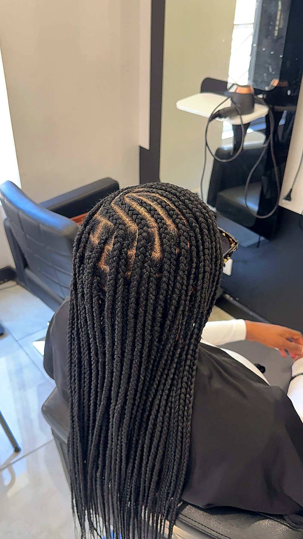 Knotless zigzag réalisées chez FF Beauty